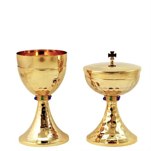 CALICE E PISSIDE DORATI CON MARTELLATURA