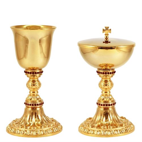 CHALICE AND CIBORIUM WITH BAROQUE KNOP WITH STONES