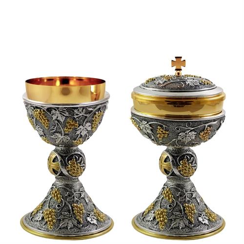 CHALICE AND CIBORIUM WITH TWO-TONE GRAPE AND VINE MOTIF
