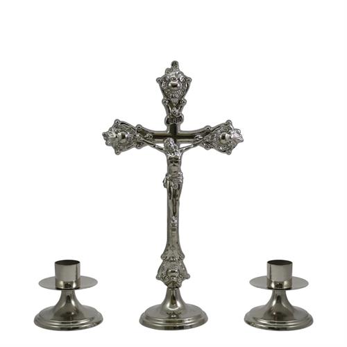 CROCE E CANDELIERI DA ALTARE h. 36 cm.