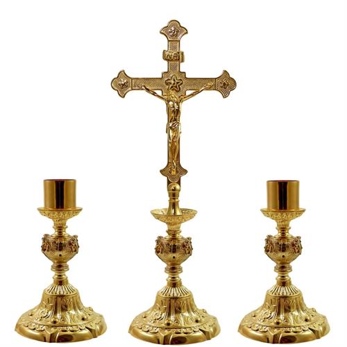 CROCE + 2 CANDELIERI DORATI