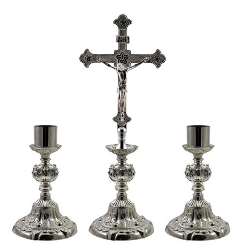 CROCE + 2 CANDELIERI DORATI